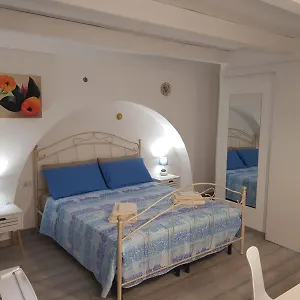 Rosso Moro Apartamento Ragusa