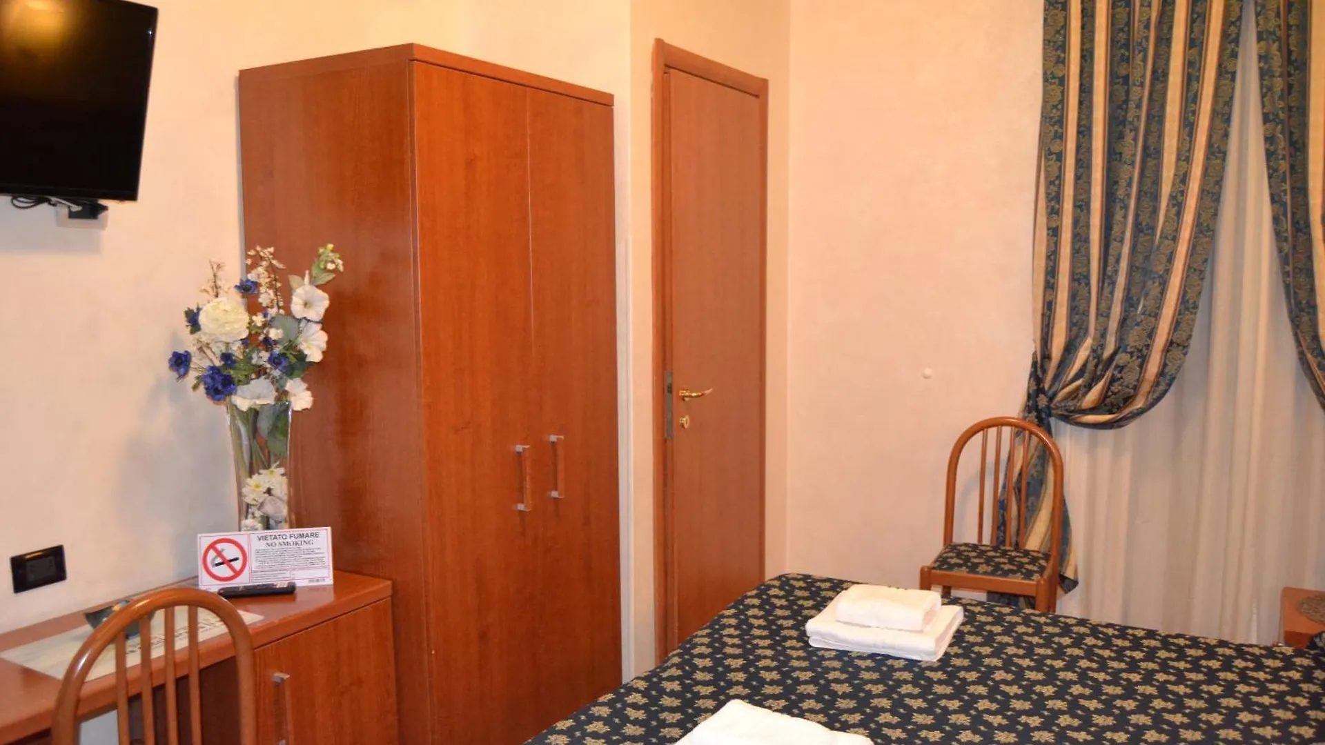 Bye Rome Guesthouse Italy