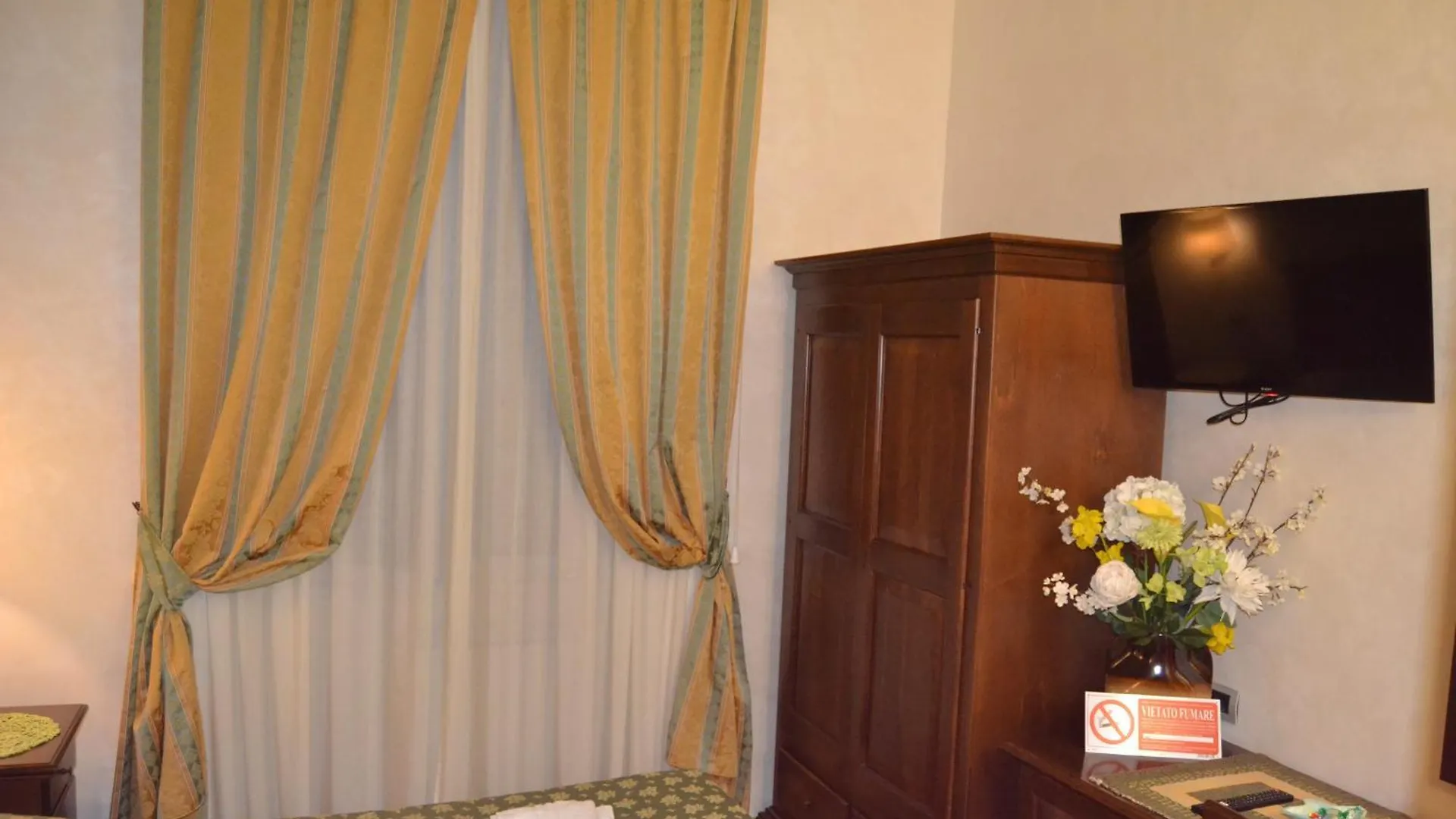 Bye Rome Guesthouse 2*,  Italy